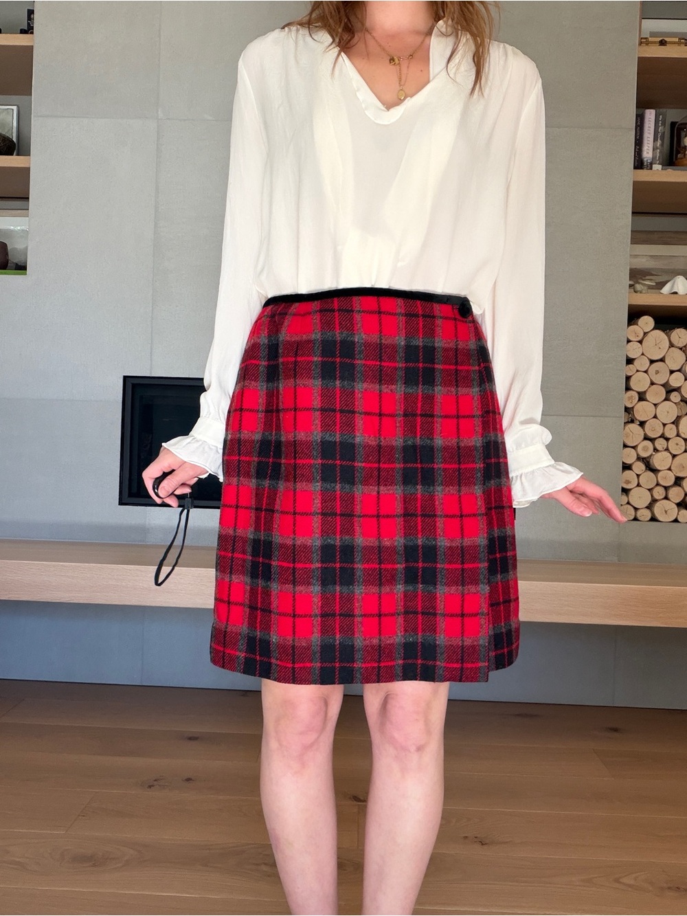 Wool blend vintage Red tartan plaid wrap mini skirt - Picture 3 of 12